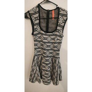 Eight sixty skater dress size small